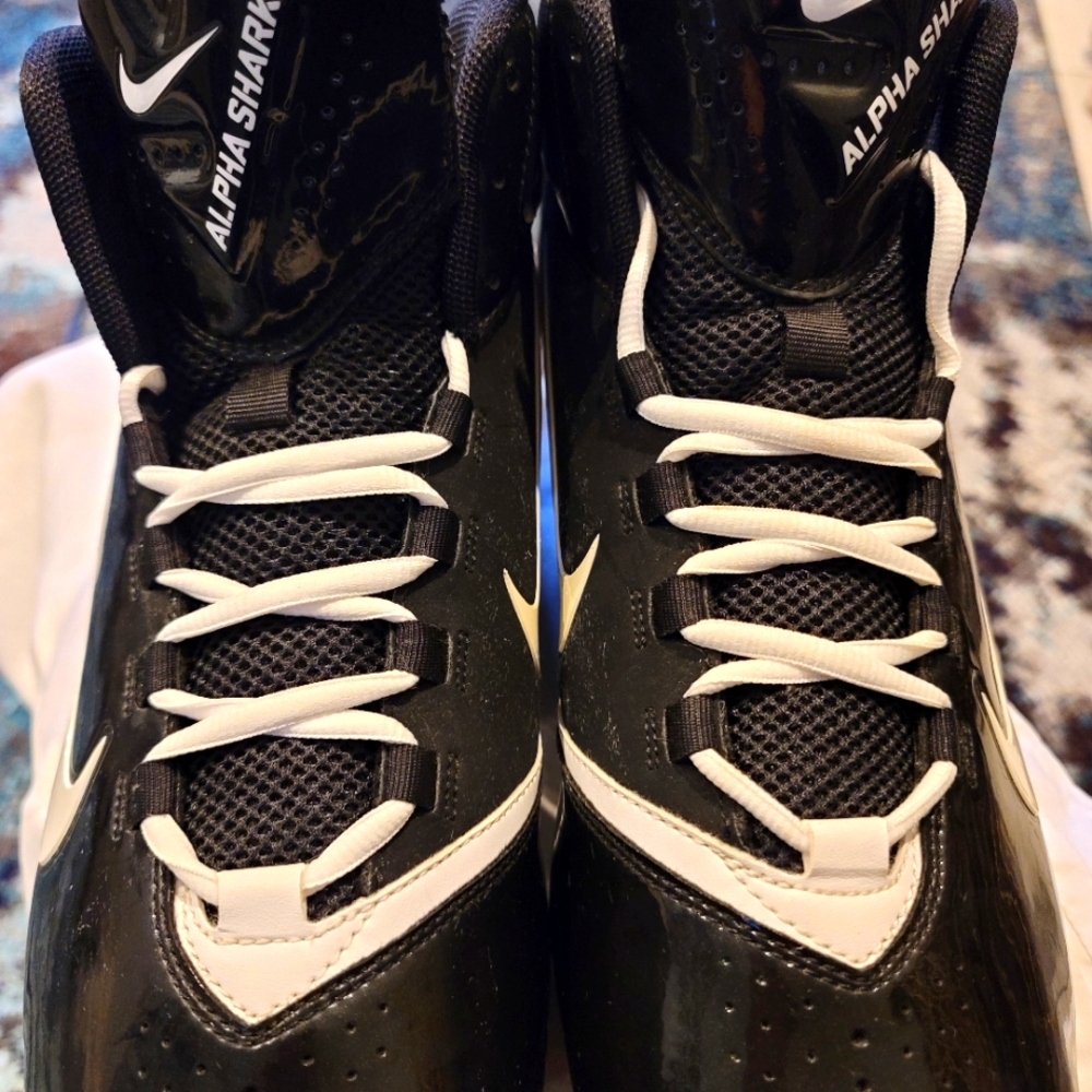 Nike Alpha Shark Men's Cleats
